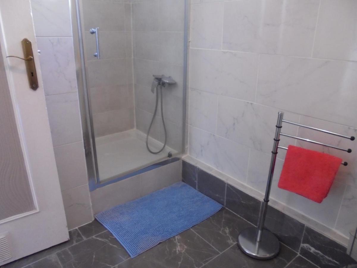 Chambres Tout Confort,Gare Tgv ,Wifi,Clim, Parking,Pt Dejeuner Perpignan Zewnętrze zdjęcie