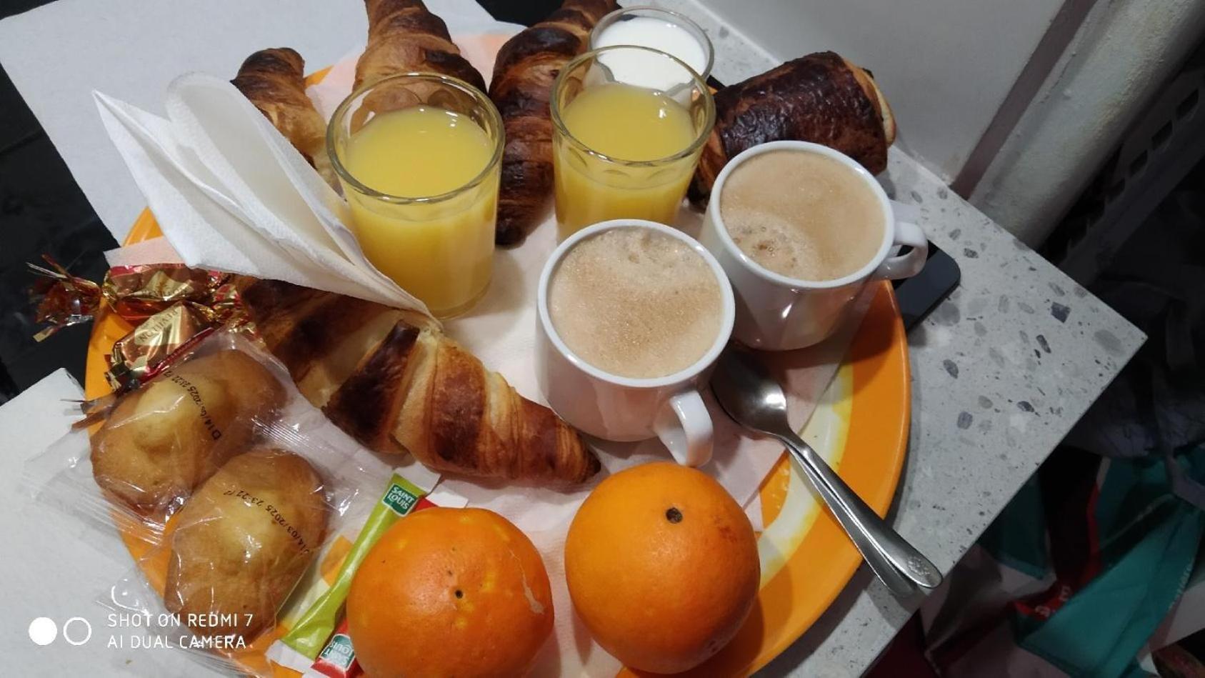 Chambres Tout Confort,Gare Tgv ,Wifi,Clim, Parking,Pt Dejeuner Perpignan Zewnętrze zdjęcie